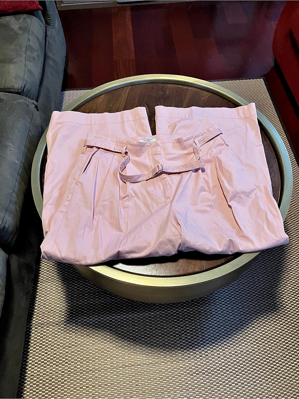 Ann Taylor Weekend Pink Wide Leg Pleated Belted Cropped Pants Size 14 High Rise